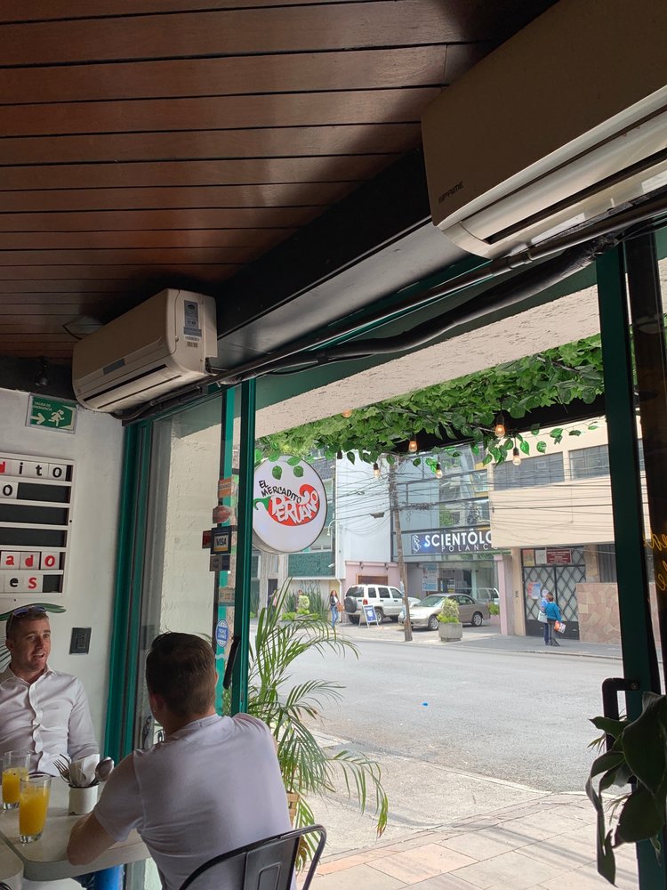 El Mercadito Peruano