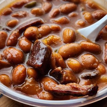 Heaven's Table BBQ - New baked beans recipe with pinto beans, smoked brisket, and smoked sausage - Barbeque Near Me - Milwaukee, Wisconsin