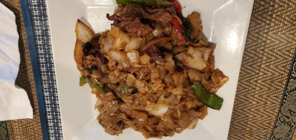 Saap Lao Thai Cuisine & Bar by null