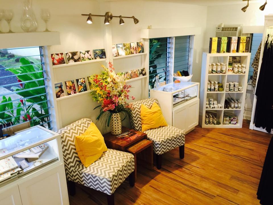 4 369 Kuhio Hwy