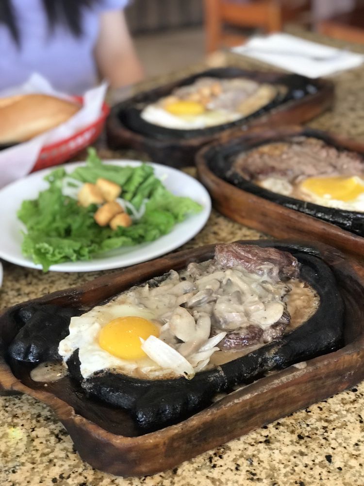 MON AMI CAFE RESTAURANT 795 Photos & 566 Reviews 14291 Euclid St