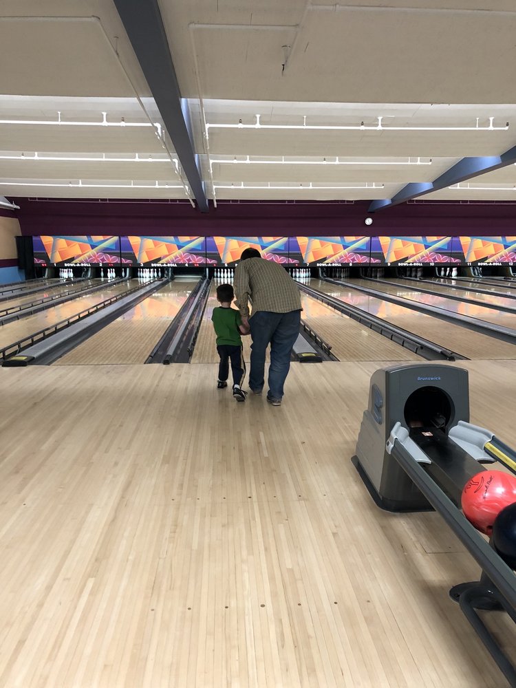 BOWLAROLL LANES 16 Photos & 42 Reviews 1560 Jefferson Rd