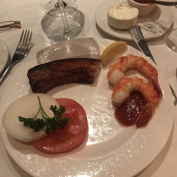 Benjamin Steakhouse - Steakhouses Near Me - White Plains, New York