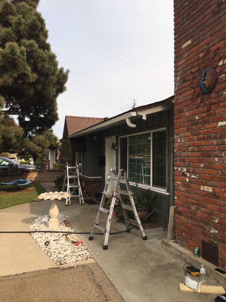 Slide of Lopez Roofing