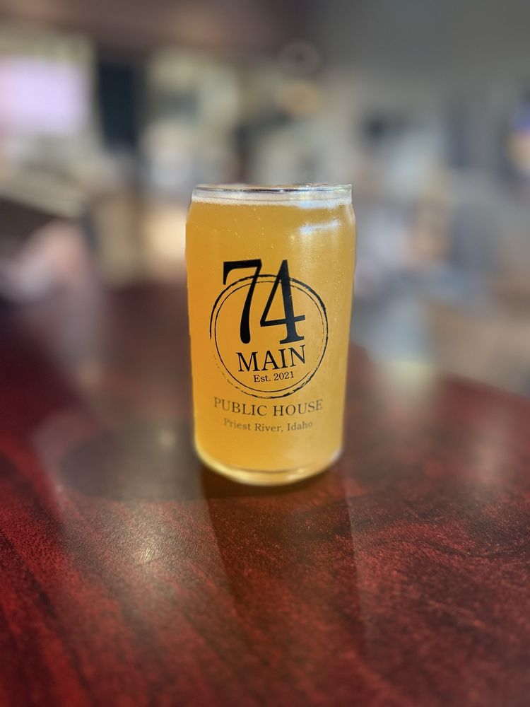 74 Main Public House Logo