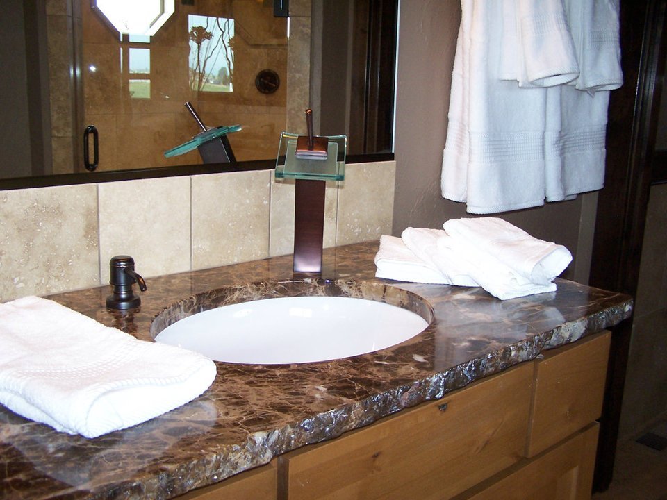 Slide of Lakeside Custom Plumbing