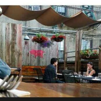 Il Bambino - Love the outdoor seatings.Good food, good service. And will go again. - Italian Near Me - Astoria, New York