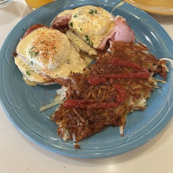 The Griddle - Eggs Benedict and hash browns - Breakfast & Brunch Near Me - Meridian, Idaho The Griddle - Eggs Benedict and hash browns - Breakfast & Brunch Near Me - Meridian, Idaho