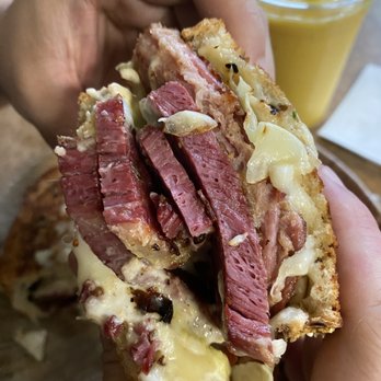 David’s Place - Corned beef and cabbage - Burgers Near Me David’s Place - Corned beef and cabbage - Burgers Near Me