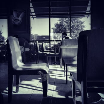 Starbucks - Wonderful place to sit and relax - Coffee & Tea Near Me - Atlanta, Georgia