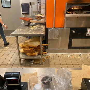 Blaze Pizza - Food/trash all over the floor - Pizza Near Me - Riverside, California Blaze Pizza - Food/trash all over the floor - Pizza Near Me - Riverside, California