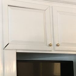 Easy Street Vacation Rentals - Cabinets in Family Room