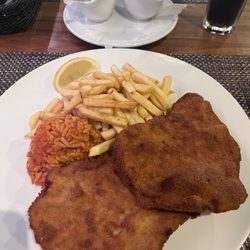 Restaurant Dubrovnik - Schnitzel "Weiner Art"