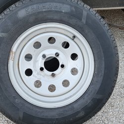 Erudition Auto & Diesel - Cargo trailer wheel seal replacement