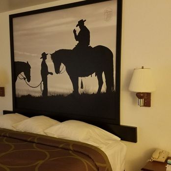 Super 8 by Wyndham Canton - the room was clean with a nice decor - Hotels Near Me - Canton, Texas Super 8 by Wyndham Canton - the room was clean with a nice decor - Hotels Near Me - Canton, Texas