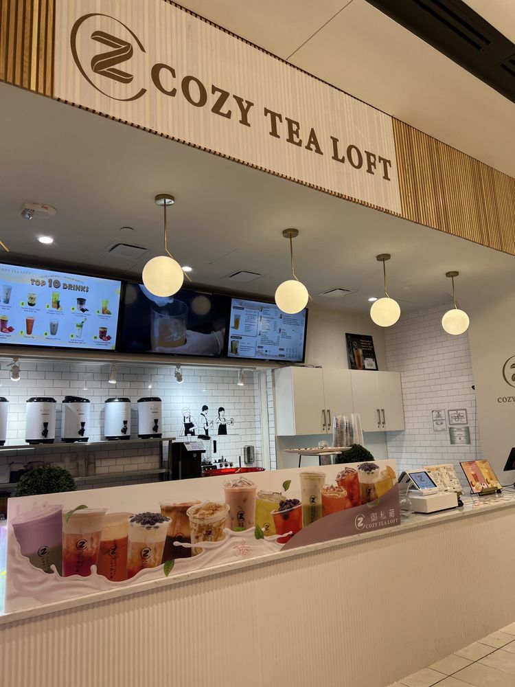 COZY TEA LOFT 1 American Dream Wy, East Rutherford, New Jersey