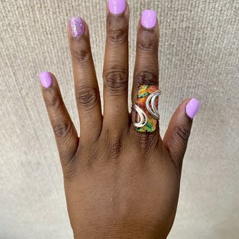 Blossom Nails Lounge - Gel full set - Lasted an entire month! - Nail Salons Near Me - Oakland, California