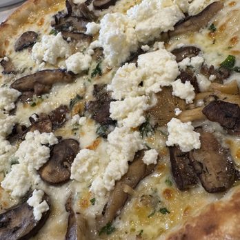 Ty’s Roadside - Pizza Near Me - Mount Pleasant, South Carolina