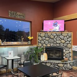 Oney's Pizza Parlor