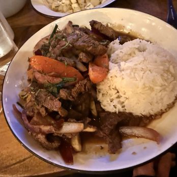 Bodegon No 69 - LOMO SALTADO - Latin American Near Me - Pasadena, California
