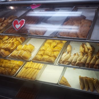 Marlin's Bakery - Pastelitos - Bakeries Near Me - Miami, Florida