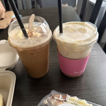 Sweetheart’s Dessert Lounge - Banana Pudding Latte (left) Cookie Butter Latte (right) - Desserts Near Me - Anaheim, California Sweetheart’s Dessert Lounge - Banana Pudding Latte (left) Cookie Butter Latte (right) - Desserts Near Me - Anaheim, California