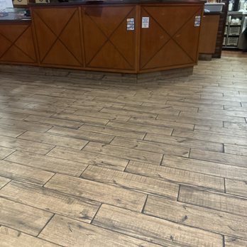 Denny's - Clean waiting area - Diners Near Me - Sacramento, California