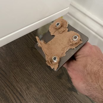 iMovers - Leg of dresser came off - Movers Near Me iMovers - Leg of dresser came off - Movers Near Me