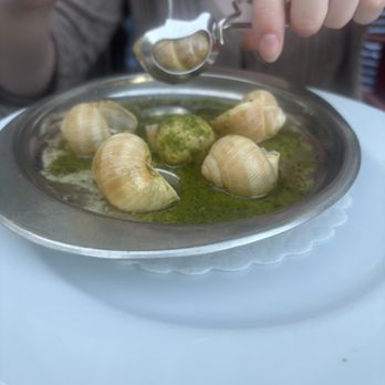 Le Vieil Ouchy - Escargo. Done well! - Swiss Food Near Me - Lausanne, VD Le Vieil Ouchy - Escargo. Done well! - Swiss Food Near Me - Lausanne, VD