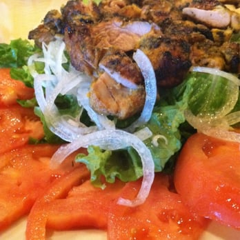 Saigon Cuisine - House salad w/lemongrass chicken - Vietnamese Near Me - Margate, Florida