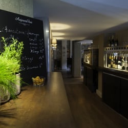 Le Verre à Soi - Le couloir au vins