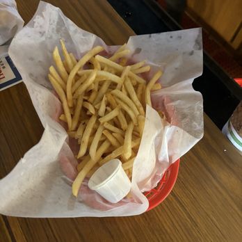 Matt's Bar - Basket O Fries - Burgers Near Me - Minneapolis, Minnesota