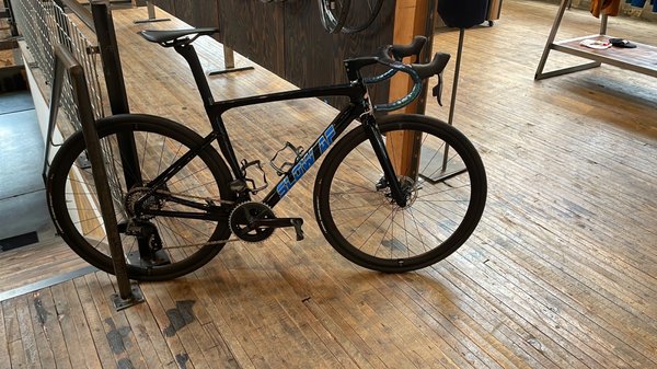Métier Cycling & Cafe by null