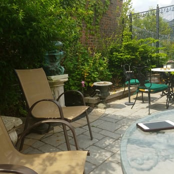 Jimenez Tobacco - Outside Patio - Tobacco Shops Near Me - Newark, New Jersey