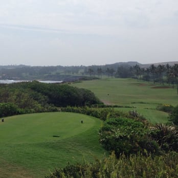 Poipu Bay Golf Course - One of the holes overlooking the ocean - Golf Near Me - Koloa, Hawaii Poipu Bay Golf Course - One of the holes overlooking the ocean - Golf Near Me - Koloa, Hawaii