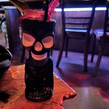 4 Kahunas Tiki Lounge - Tiki Bars Near Me - Arlington, Texas
