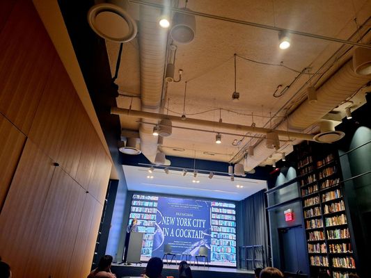 The Center for Fiction by null