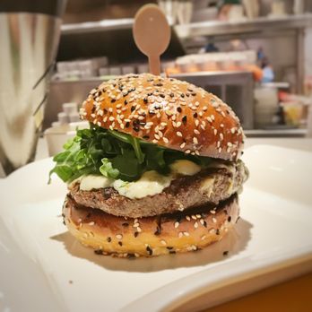 Gordon Ramsay Burger Las Vegas - Burgers Near Me - Las Vegas, Nevada Gordon Ramsay Burger Las Vegas - Burgers Near Me - Las Vegas, Nevada