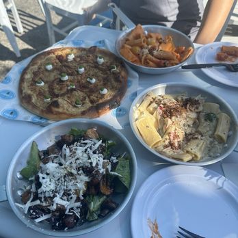 Madela Pizza Pasta - Talism Pasta, Mushroom Melody Salad, Miso Pizza, Pink Sauce Cherry Pasta - Pizza Near Me - Los Angeles, California Madela Pizza Pasta - Talism Pasta, Mushroom Melody Salad, Miso Pizza, Pink Sauce Cherry Pasta - Pizza Near Me - Los Angeles, California