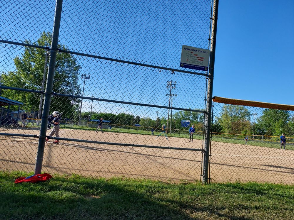 Eaton Park Logo