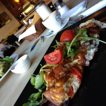 Public Cafe - Pizza Near Me - Szczecin, ZP