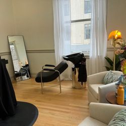 Color Salon Suites