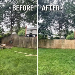 Universal Fence - Wooden fence installed in Sterling, Virginia by Universal Fence Contractor