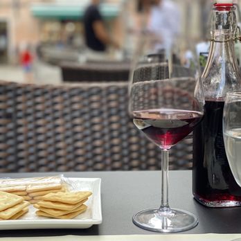 Antico Gatoleto - GF crackers come when you have ordered a gluten-free dish. - Seafood Near Me - Venezia, VE Antico Gatoleto - GF crackers come when you have ordered a gluten-free dish. - Seafood Near Me - Venezia, VE