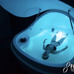 Royal Oasis Spa - Float Pod