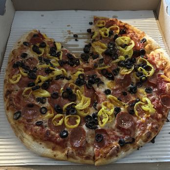 Black Dog Pizzeria - 16" New York Style with pepperoni, black olives & banana peppers. - Pizza Near Me - Dublin, Ohio Black Dog Pizzeria - 16" New York Style with pepperoni, black olives & banana peppers. - Pizza Near Me - Dublin, Ohio