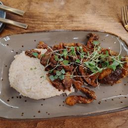 Crispy wild mushroom and grits