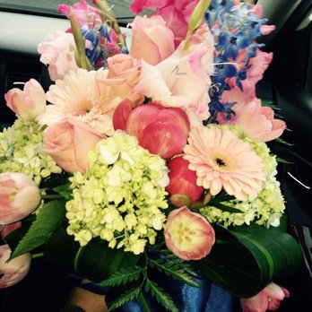 Heart 2 Heart - Florists Near Me - Sacramento, California