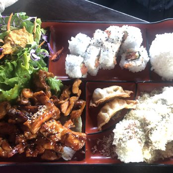 Starfish Sushi - 3-item Combination Bento Dinner (spicy chicken, crunch roll, and spicy tuna roll) - Sushi Bars Near Me - Downey, California Starfish Sushi - 3-item Combination Bento Dinner (spicy chicken, crunch roll, and spicy tuna roll) - Sushi Bars Near Me - Downey, California