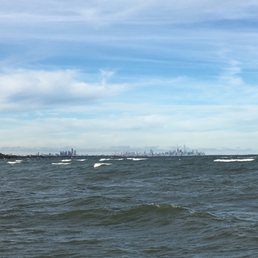 you can see Downtown Toronto and North York from this distance. you can see Downtown Toronto and North York from this distance.